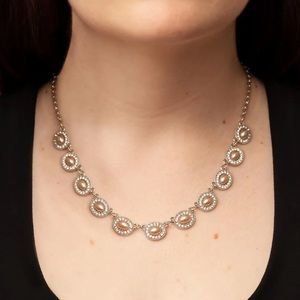 NEW Boutique Gold Pearl & Silver Diamond Rhinestone Vintage Necklace Jewelry